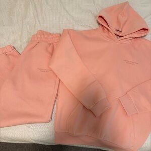 Pastel Peach Comfrt Set